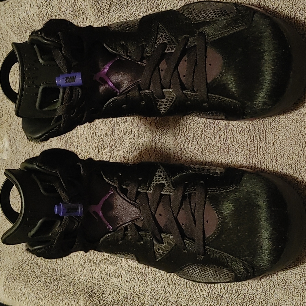 Air Jordan 6 Retro 'Social Status'